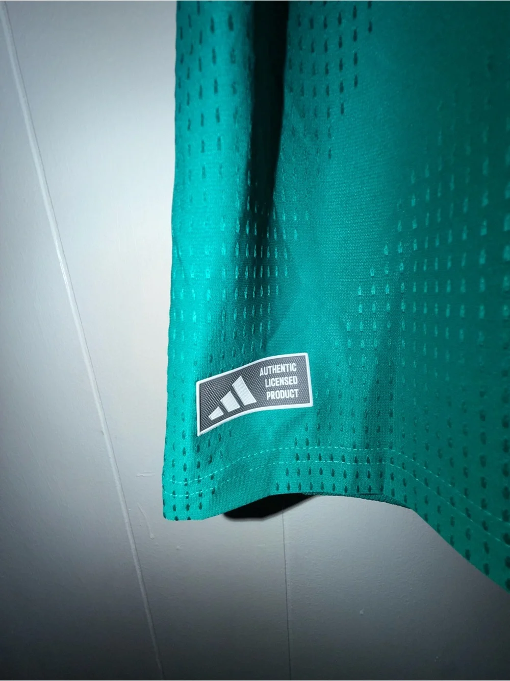 Men adidas Ireland jersey Size S
